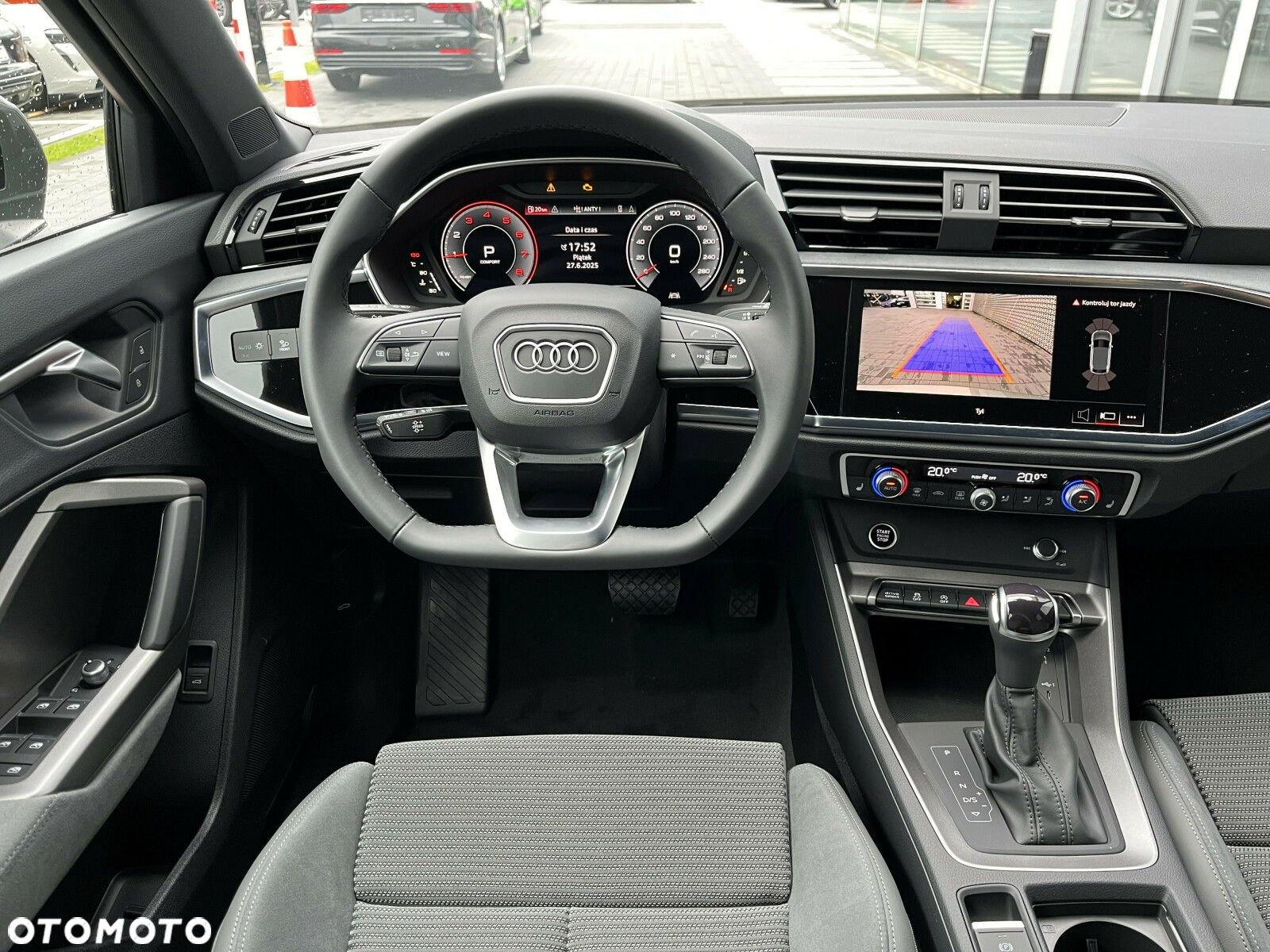 Audi Q3 Sportback - 14