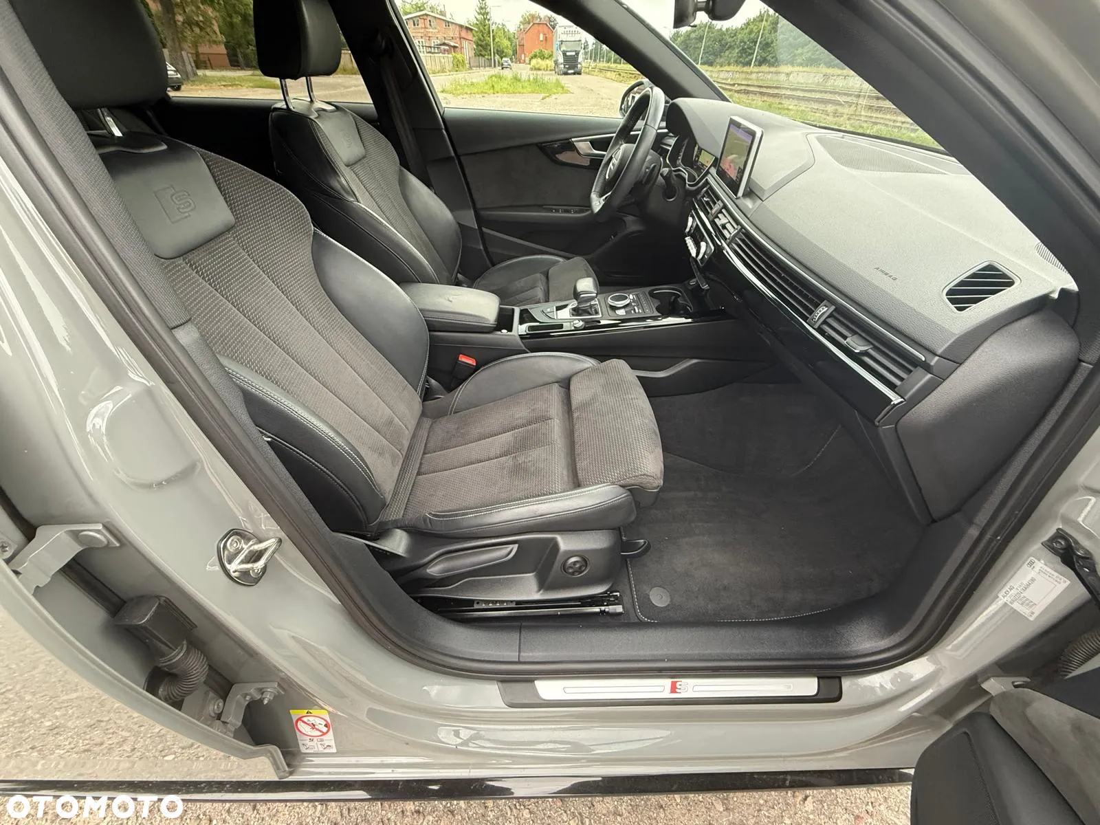 Audi A4 35 TDI S tronic - 16