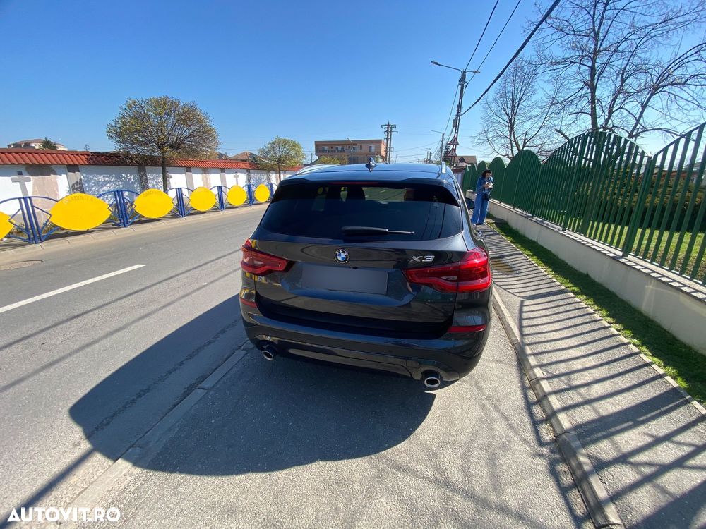 BMW X3 xDrive20i AT Luxury Line - 14