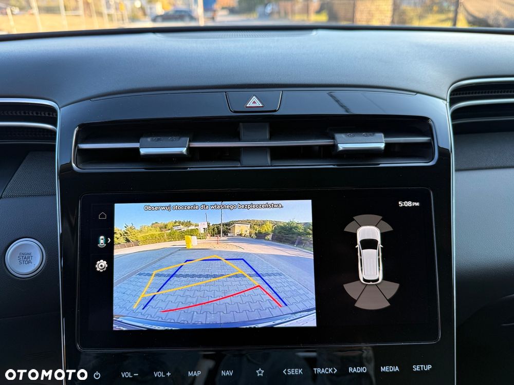 Hyundai Tucson 1.6 T-GDi HEV Executive 2WD - 33