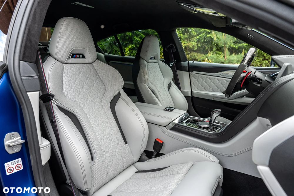 BMW M8 Competition - 27