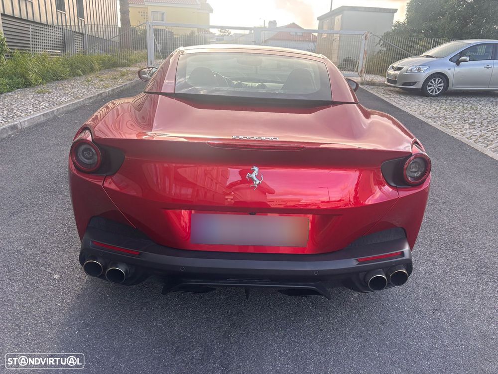 Ferrari Portofino 3.9 Twin-Turbo V8 - 3