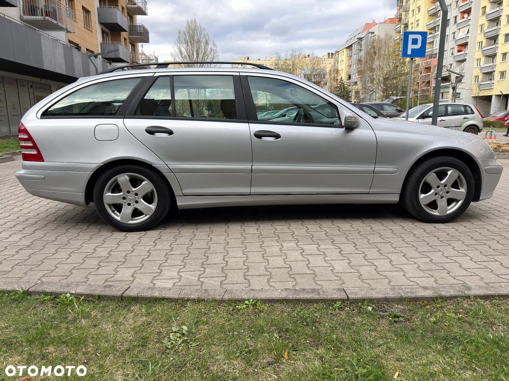 Mercedes-Benz Klasa C 200 T CDI Classic - 6