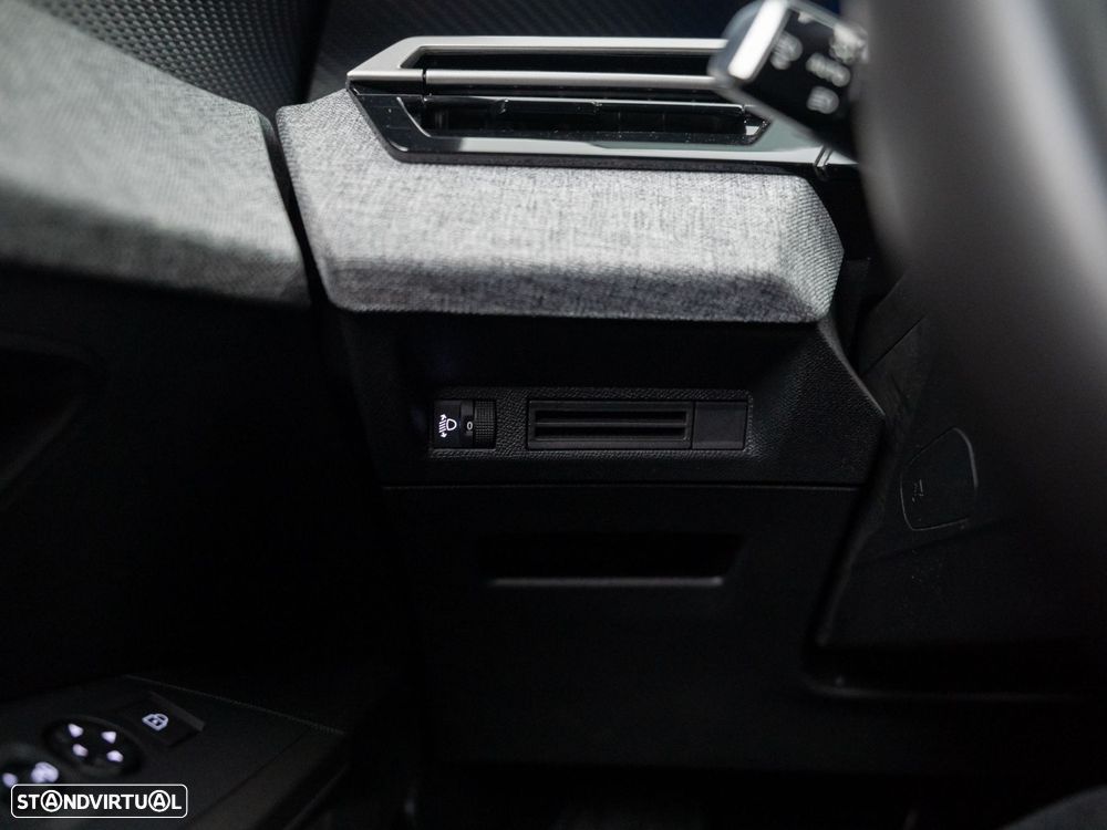 Peugeot E-3008 73 kWh Allure - 19