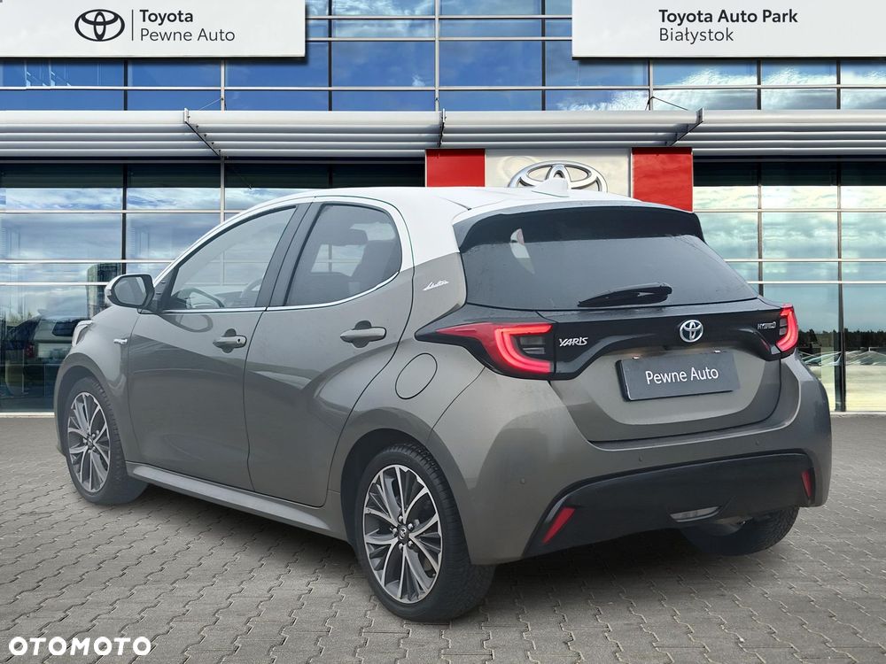 Toyota Yaris Hybrid 1.5 Selection Elegant - 3