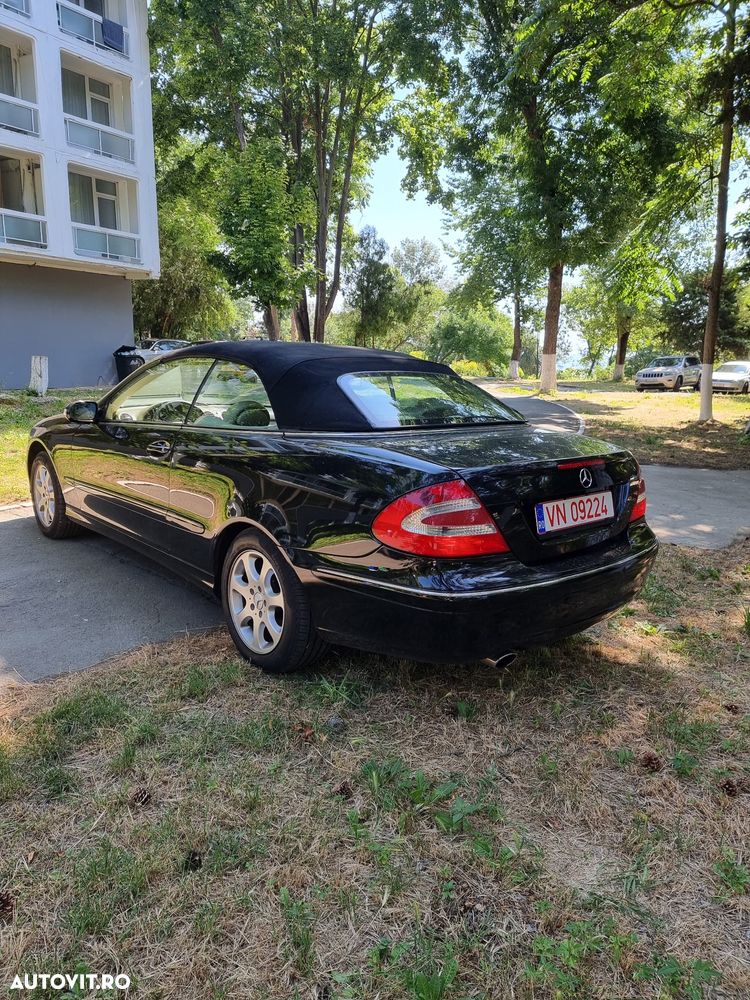 Mercedes-Benz CLK - 11