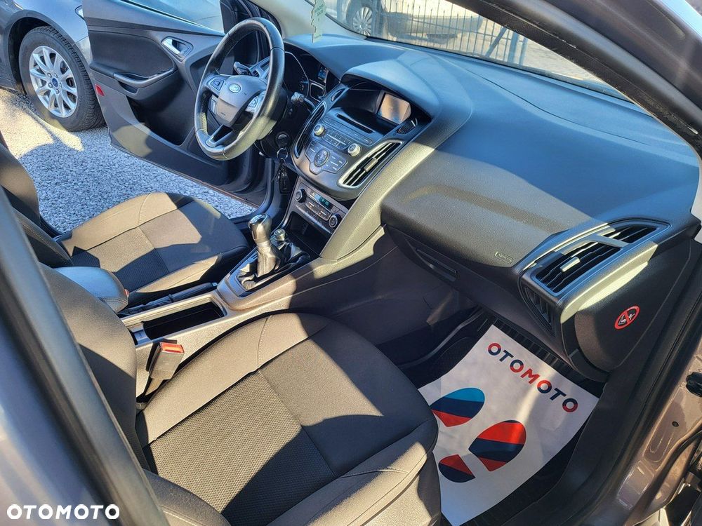 Ford Focus - 18