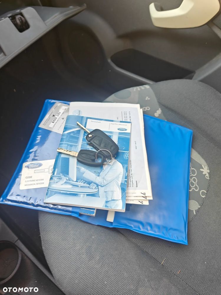 Ford KA 1.2 Trend - 11