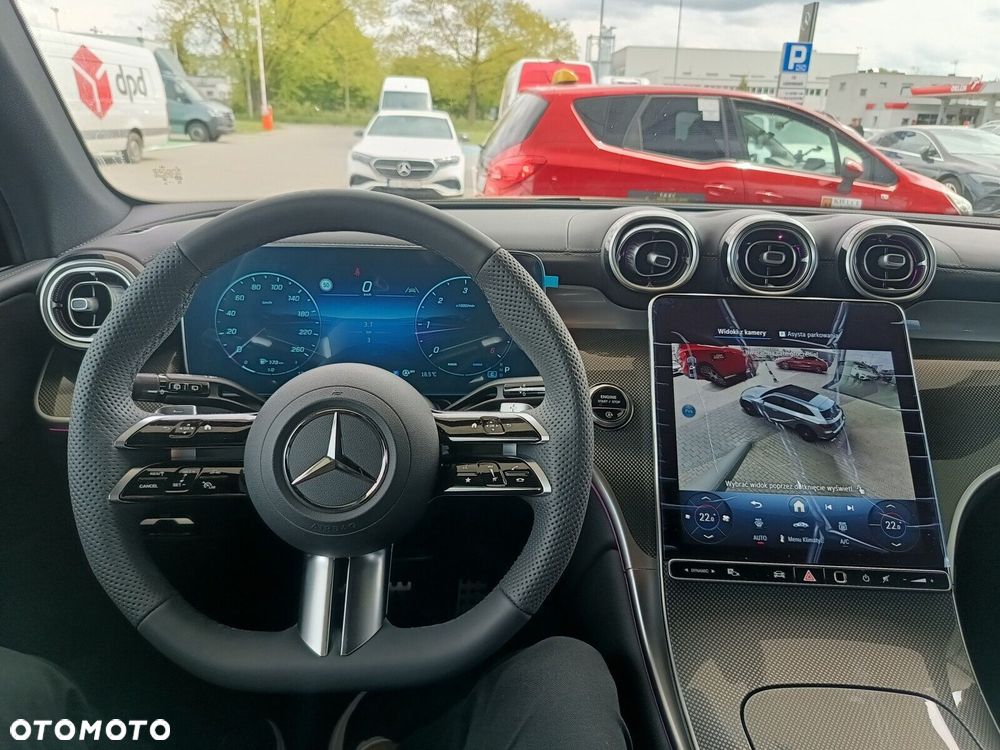 Mercedes-Benz GLC - 12