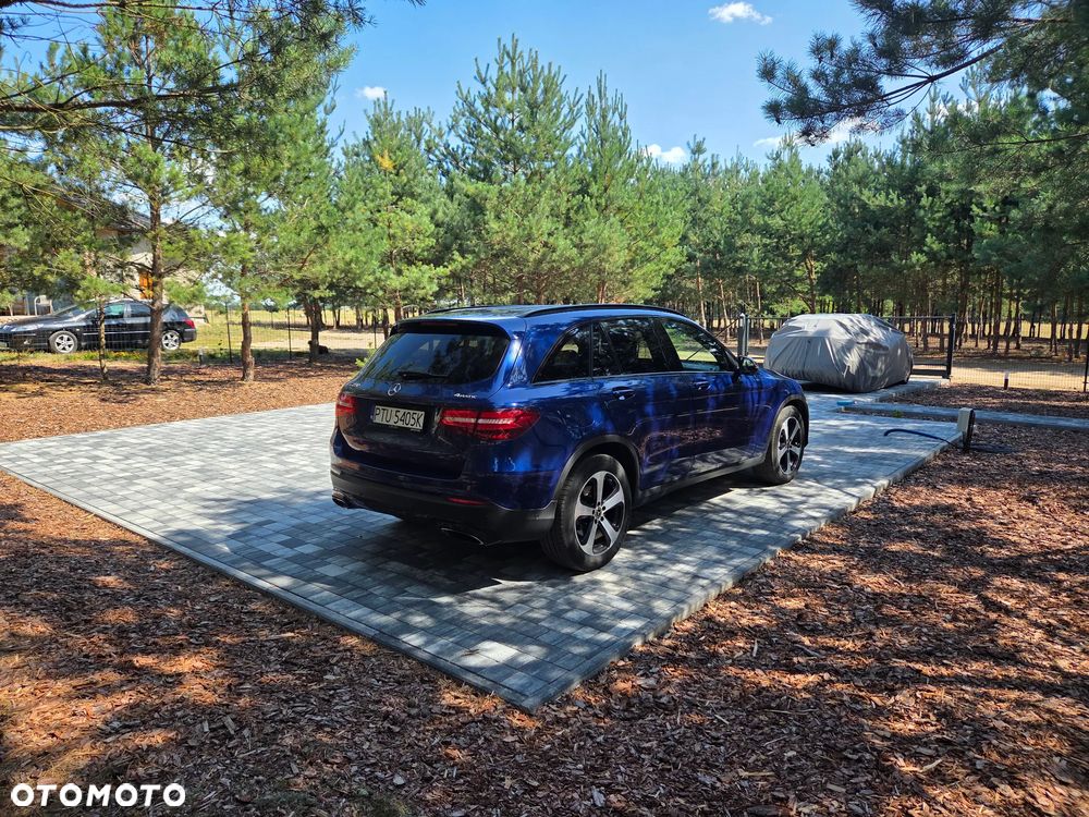 Mercedes-Benz GLC - 15