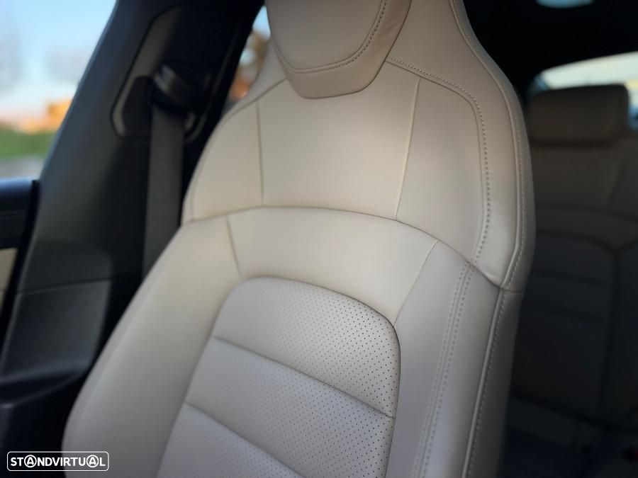 Porsche Taycan 4S - 30