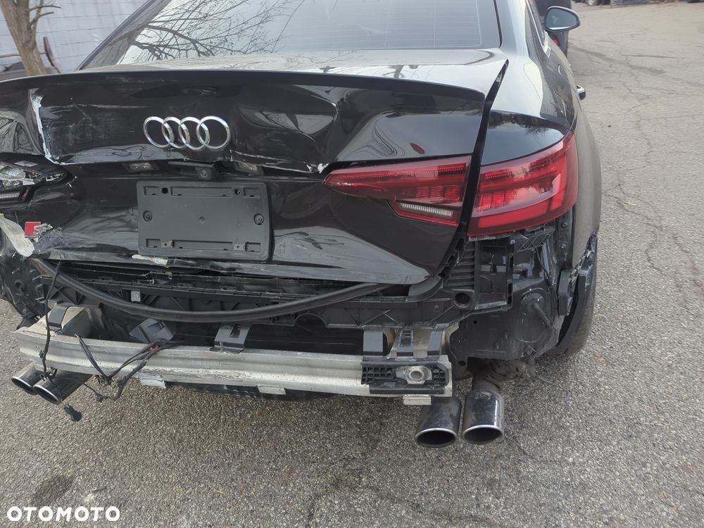 Audi S4 Limousine - 23