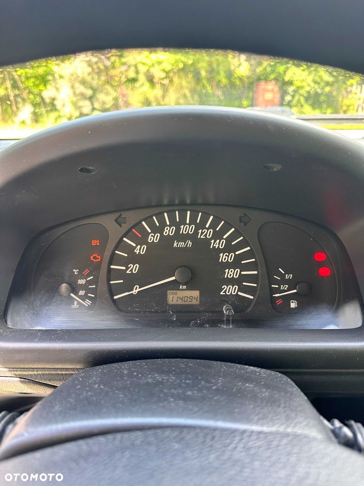 Opel Agila - 8