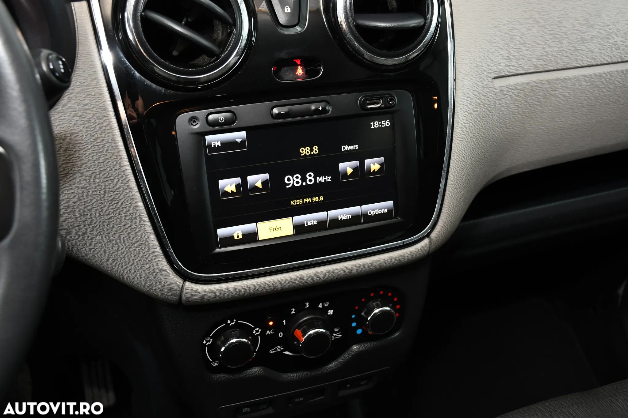Dacia Lodgy 1.5 dCi Laureate - 7