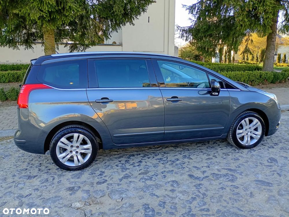 Peugeot 5008 HDI 115 Allure - 34