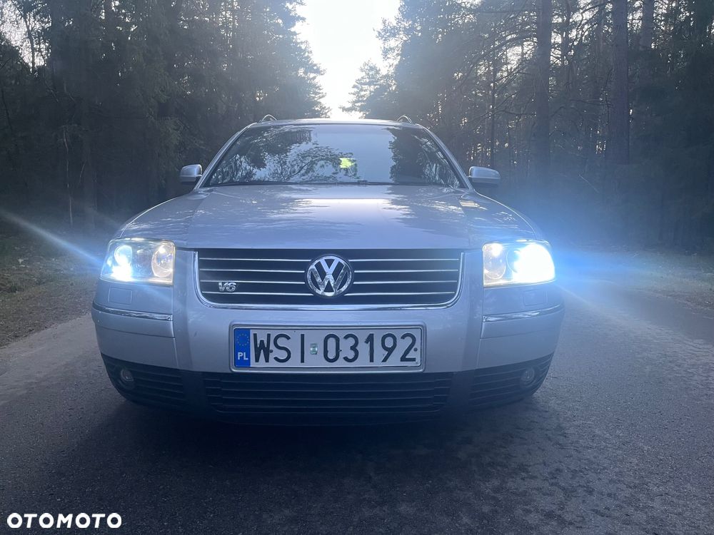 Volkswagen Passat 2.8 V6 4Motion Highline - 7