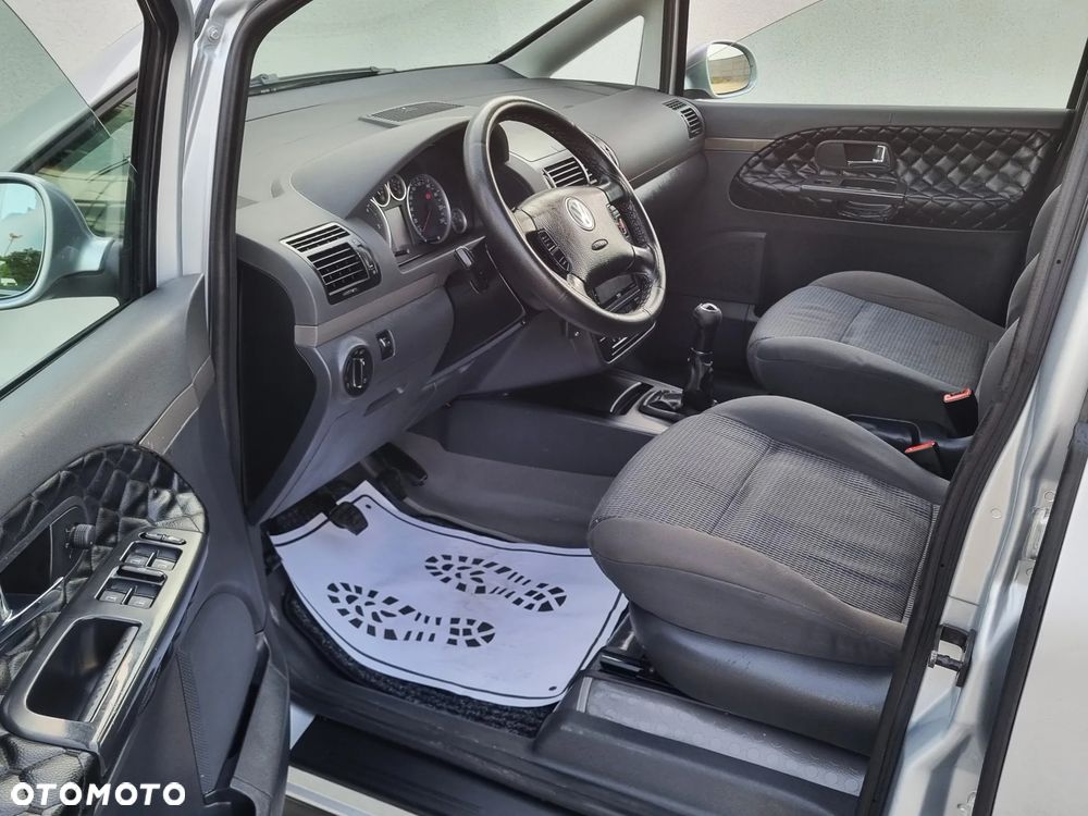 Volkswagen Sharan 1.9 TDI Family - 6