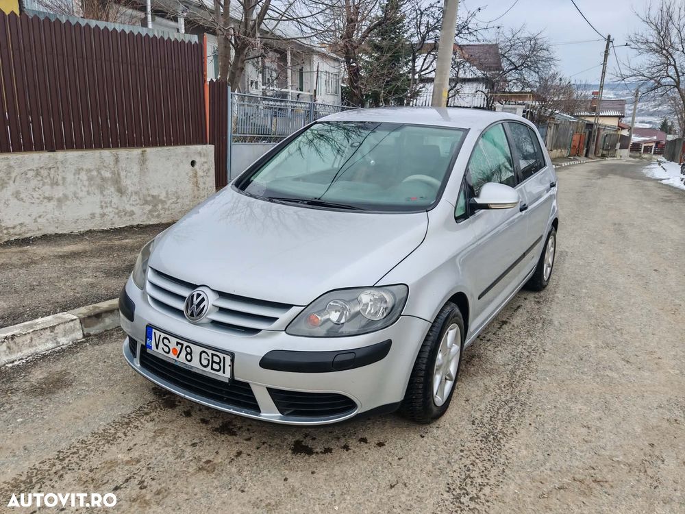 Volkswagen Golf Plus 2.0 TDI Comfortline - 11