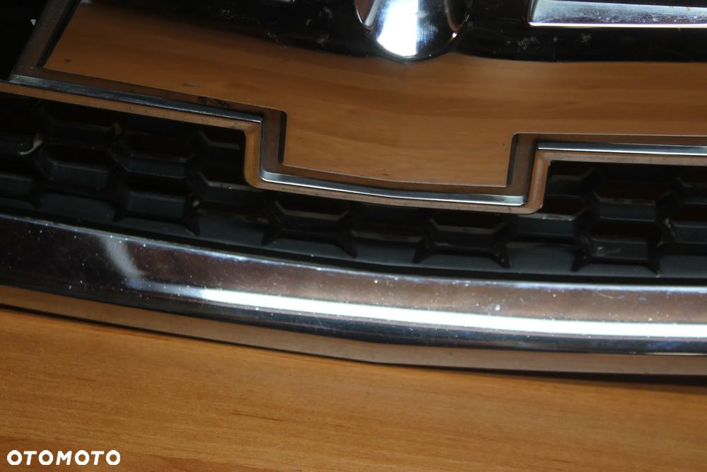 GRILL ATRAPA ZDERZAKA CHEVROLET CAPTIVA 19U PRZED LIFTEM - 8
