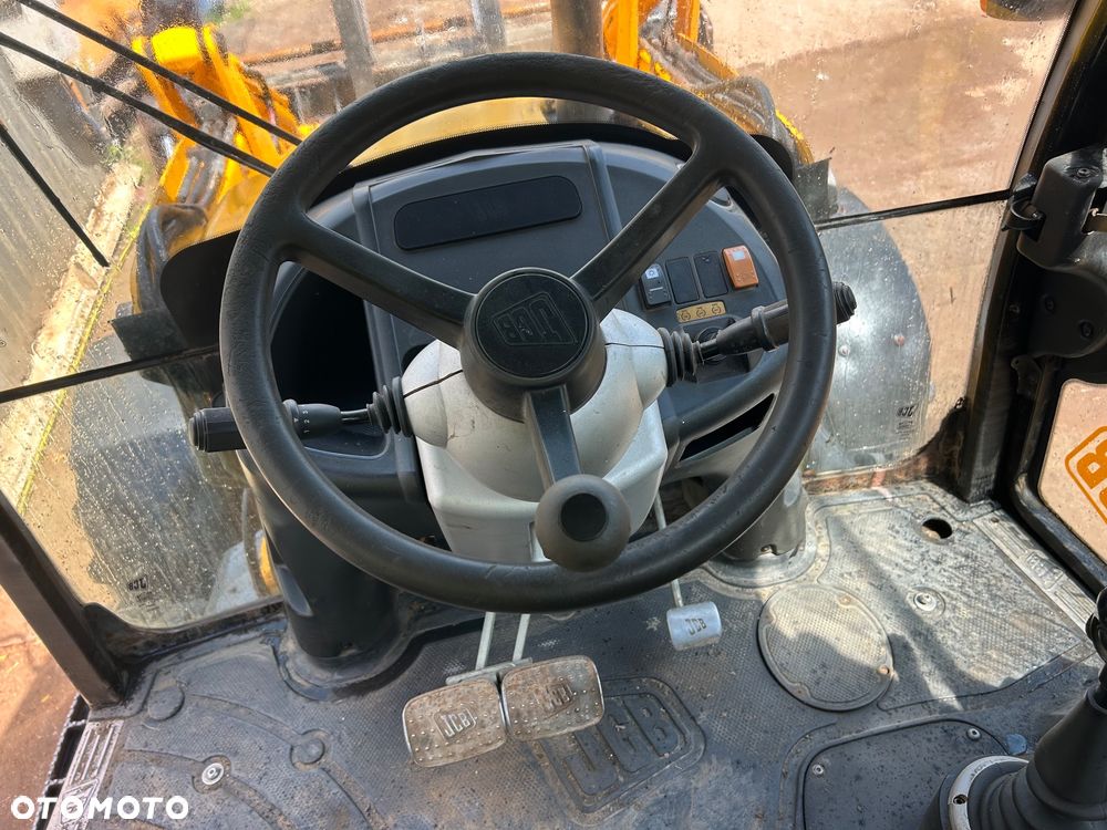 JCB 3CX Sitemaster - 15