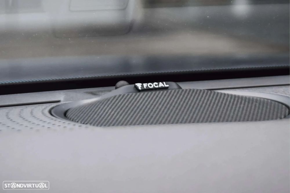 Peugeot 408 1.6 Hybrid GT e-EAT8 - 22