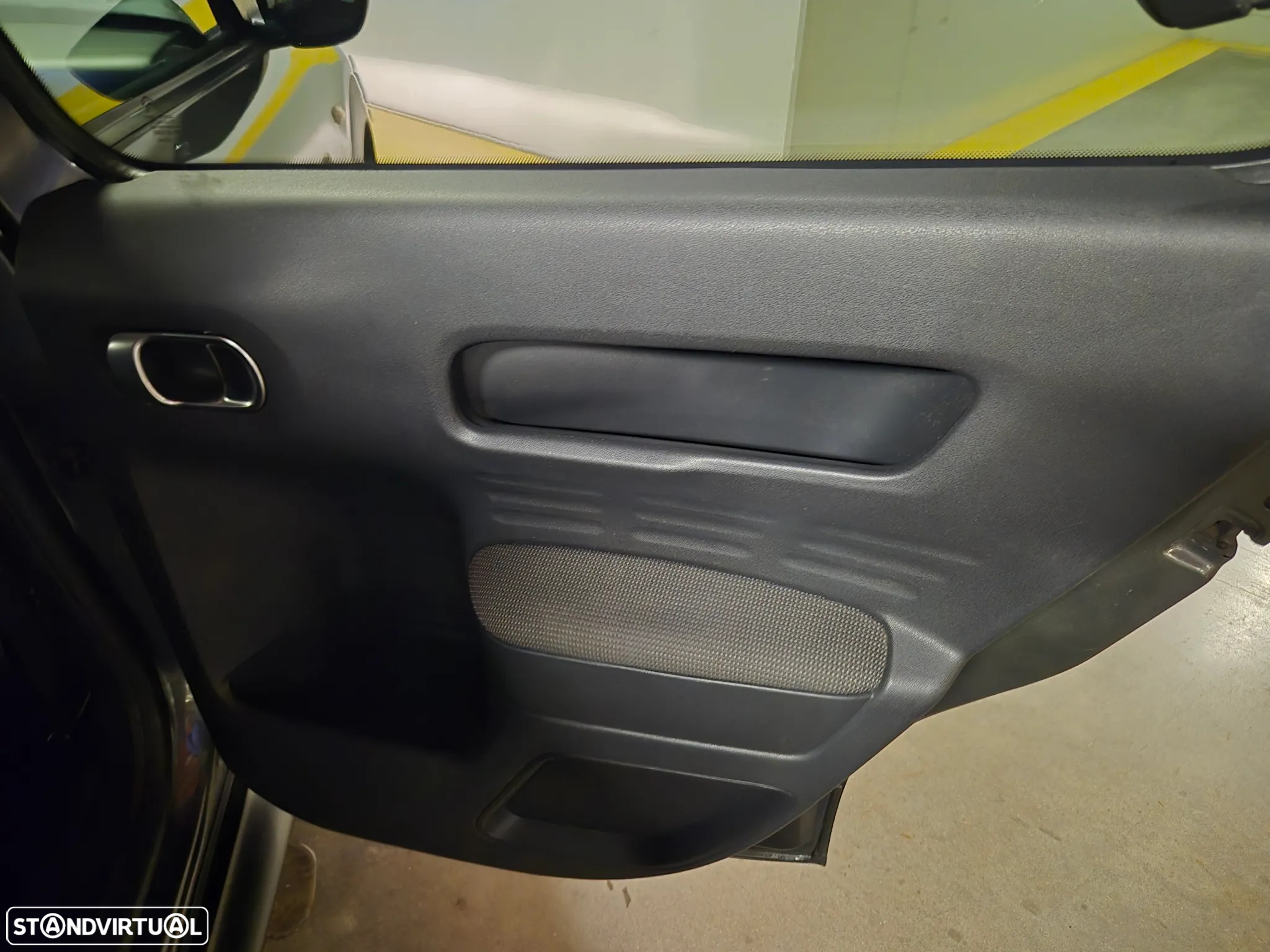 Citroën C4 Cactus BlueHDi 100 Stop&Start Shine - 35