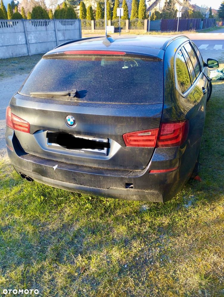 BMW Seria 5 525d xDrive Sport-Aut - 4
