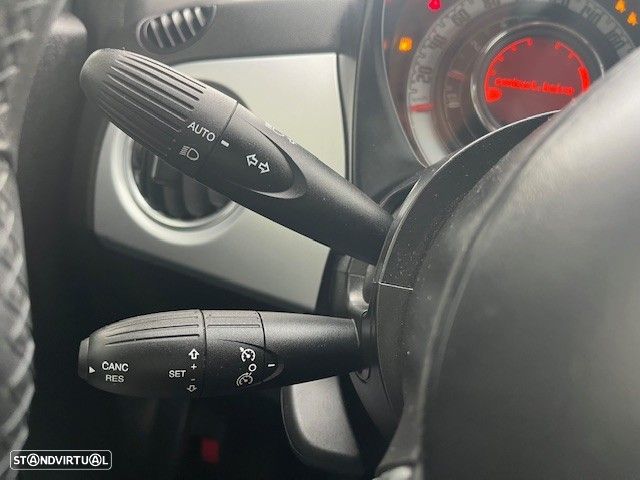 Fiat 500C 1.0 Hybrid Connect - 17