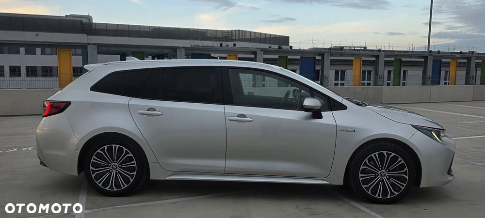 Toyota Corolla 2.0 Hybrid Comfort - 10