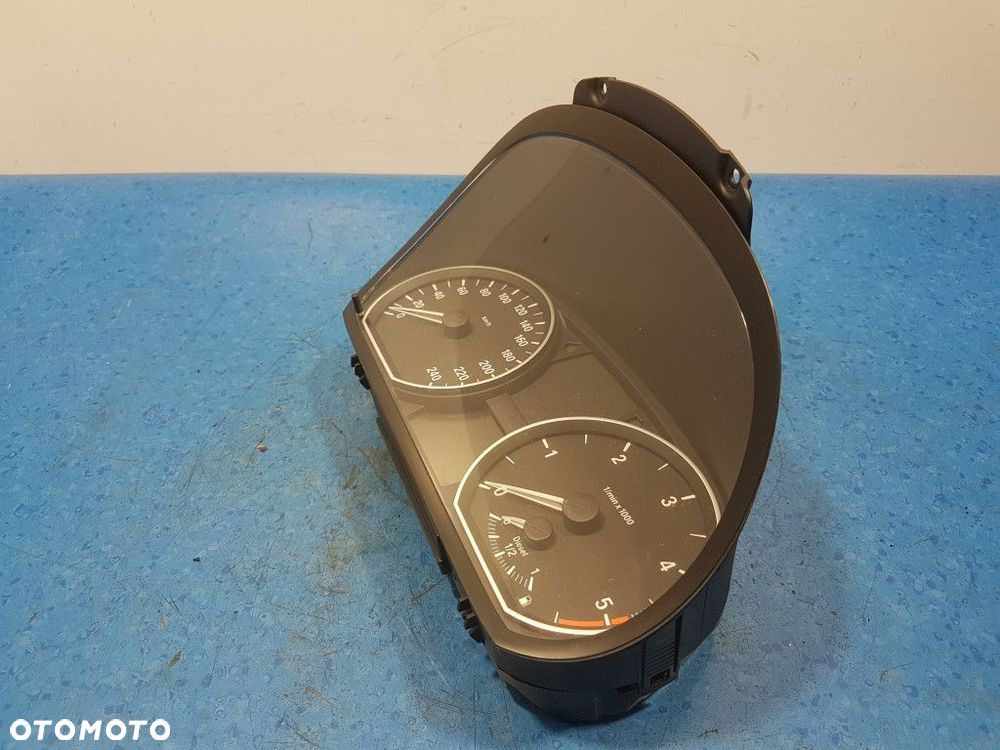 BMW 1 E87 2.0 Diesel LICZNIK 1024952 - 5
