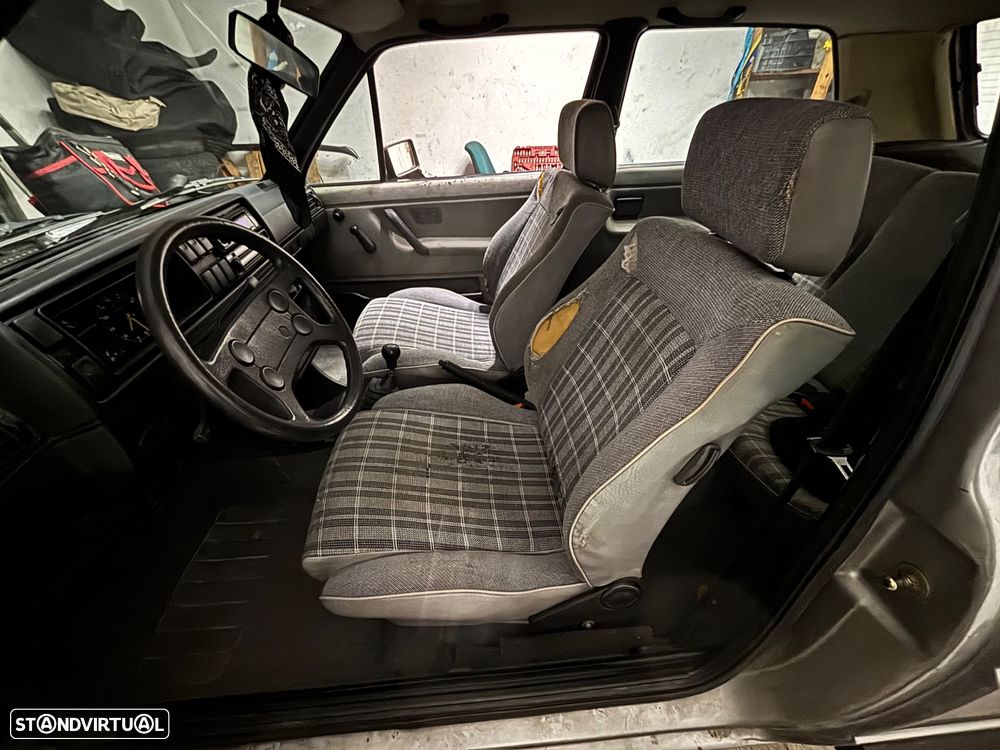 VW Golf 1.6 GTD - 12