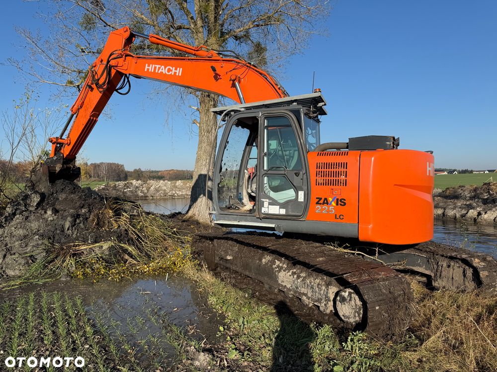 Hitachi ZAXIS ZX 225 USLC - 3 - 8