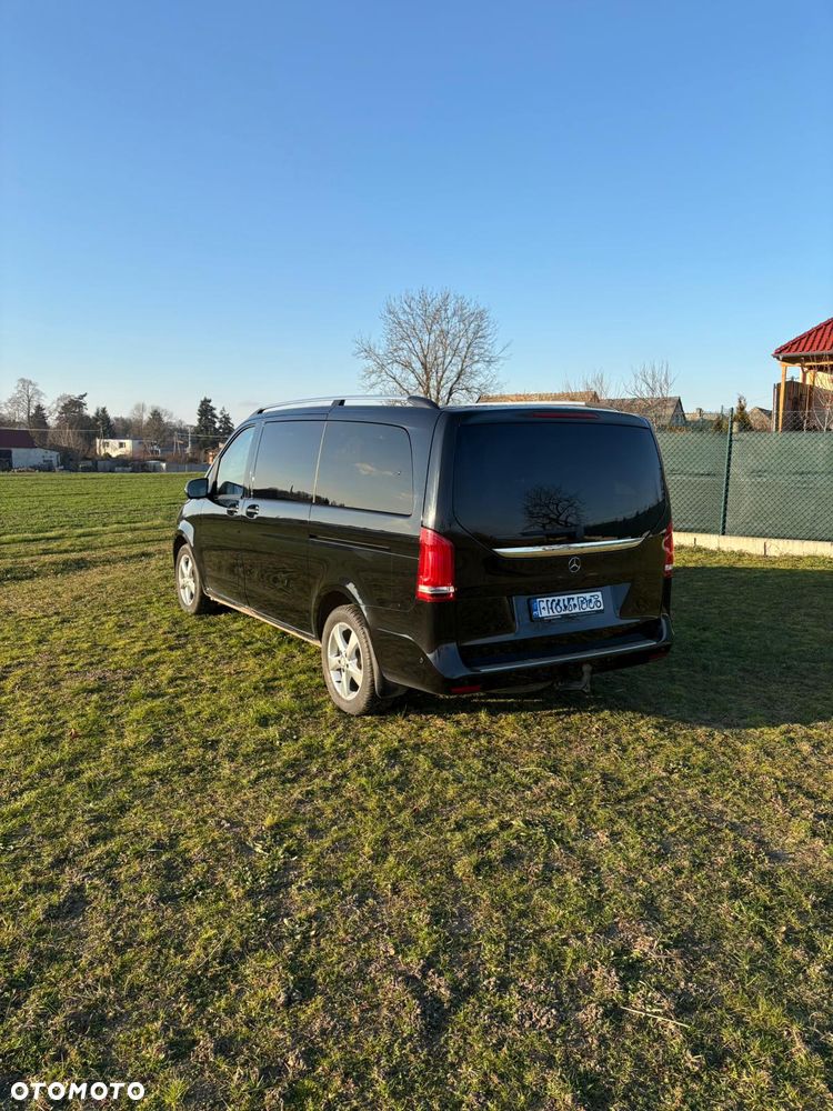 Mercedes-Benz Klasa V 220 d lang 4Matic 7G-TRONIC - 26