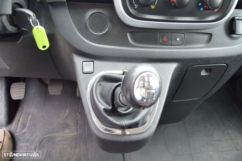 Renault Trafic 1.6 dCi L2H1 1.2T - 17