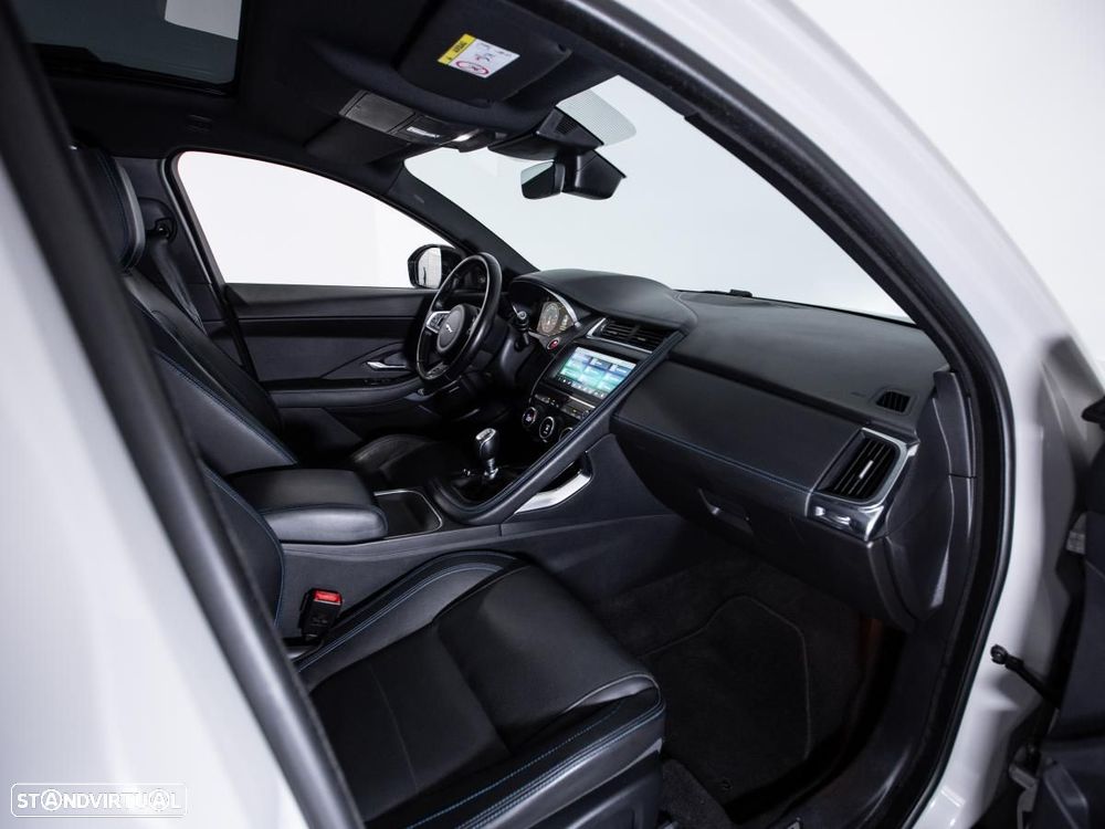Jaguar E-Pace - 10