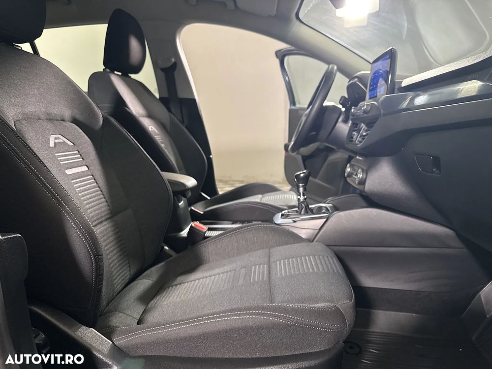 Ford Focus - 12