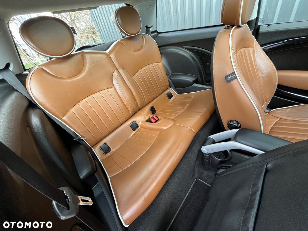 MINI Cooper 50 Mayfair - 29