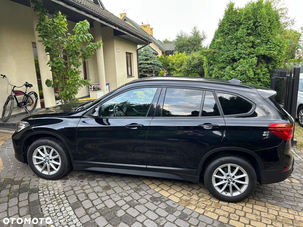 BMW X1 sDrive18i - 10
