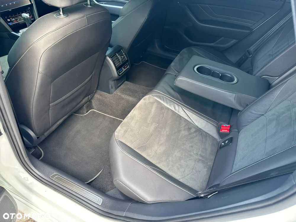 Volkswagen Arteon 2.0 TDI R-Line DSG - 29