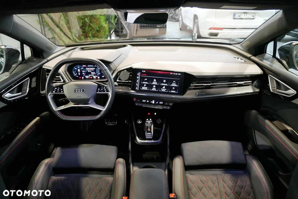 Audi Q4 e-tron 45 - 18