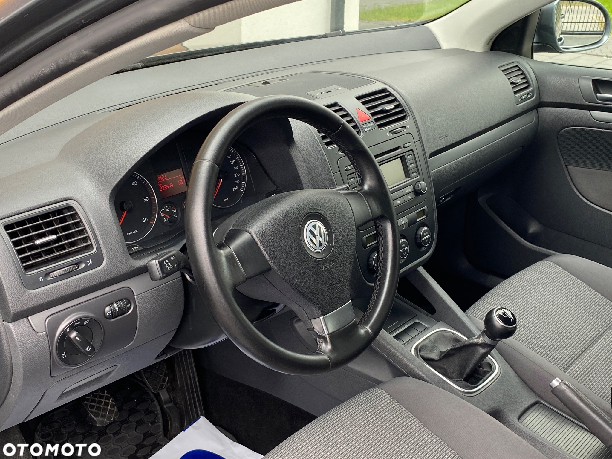Volkswagen Golf 1.9 TDI DPF Edition - 28