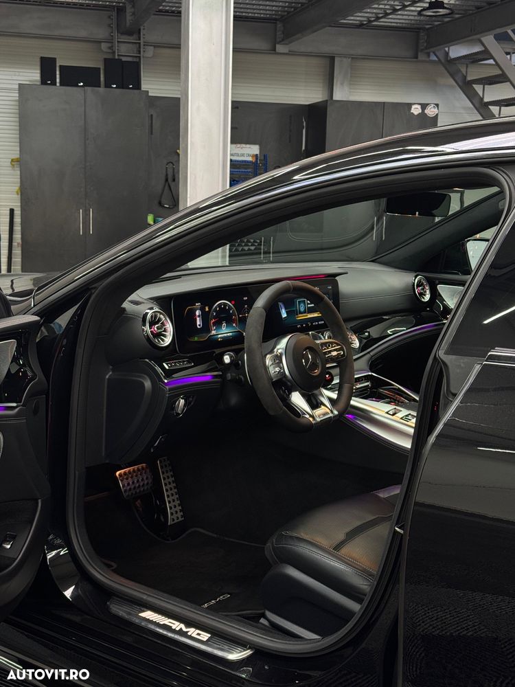 Mercedes-Benz AMG GT-S 63 4MATIC+ - 3