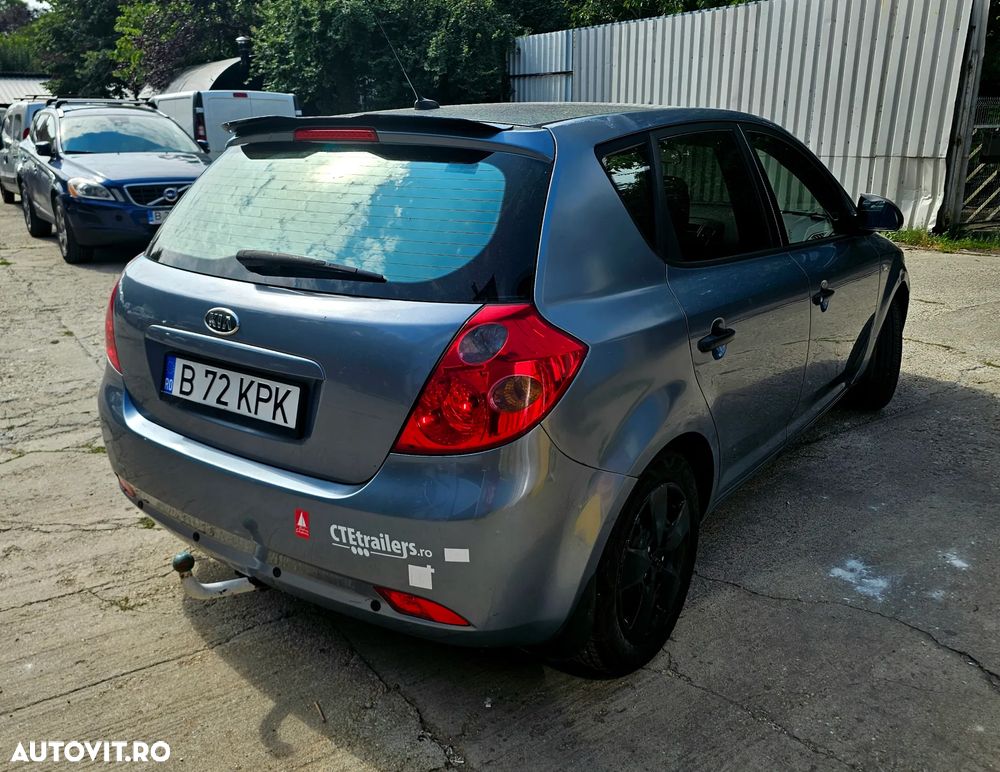 Kia Ceed - 3
