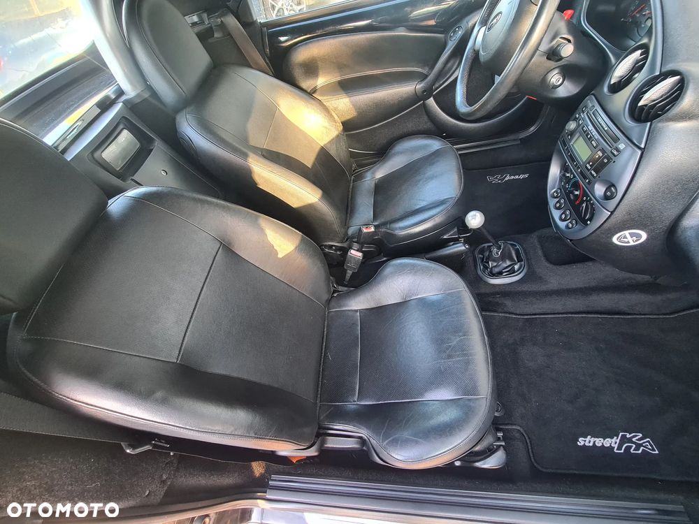 Ford Streetka 1.6 - 12