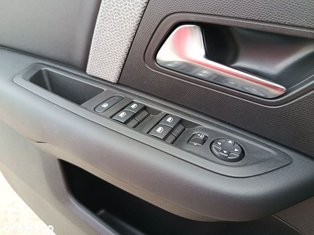 Citroën C4X 1.2 PureTech Max S&S EAT8 - 17