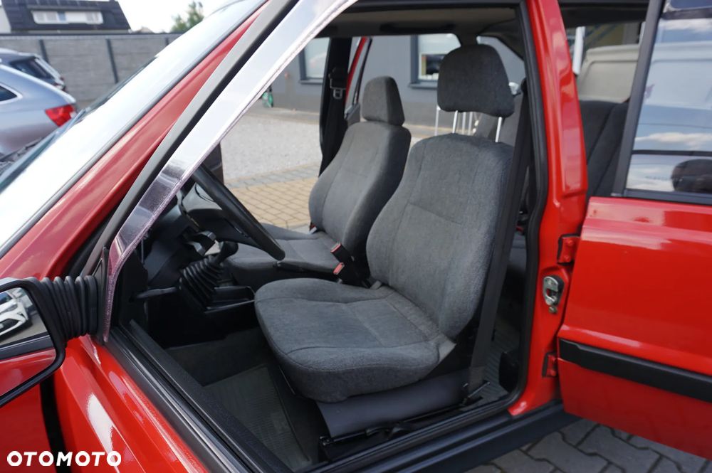 Polonez Caro - 20