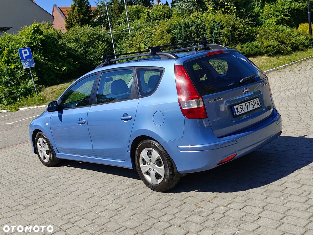 Hyundai i30 1.6 CRDi Comfort - 32