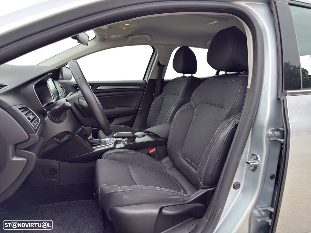 Renault Mégane 1.5 Blue dCi Techno EDC - 11