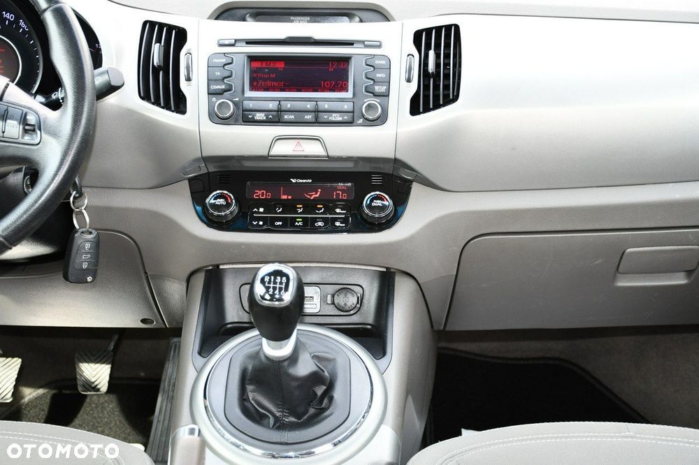 Kia Sportage 1.7 CRDI 2WD Attract - 21