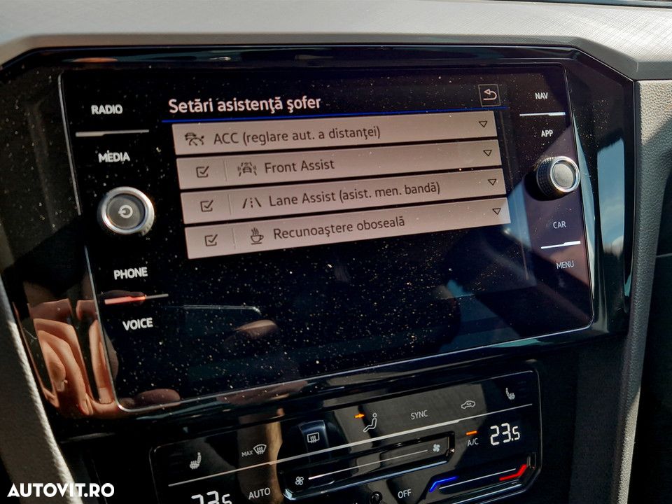 Volkswagen Passat 1.5 TSI ACT DSG Comfortline - 20